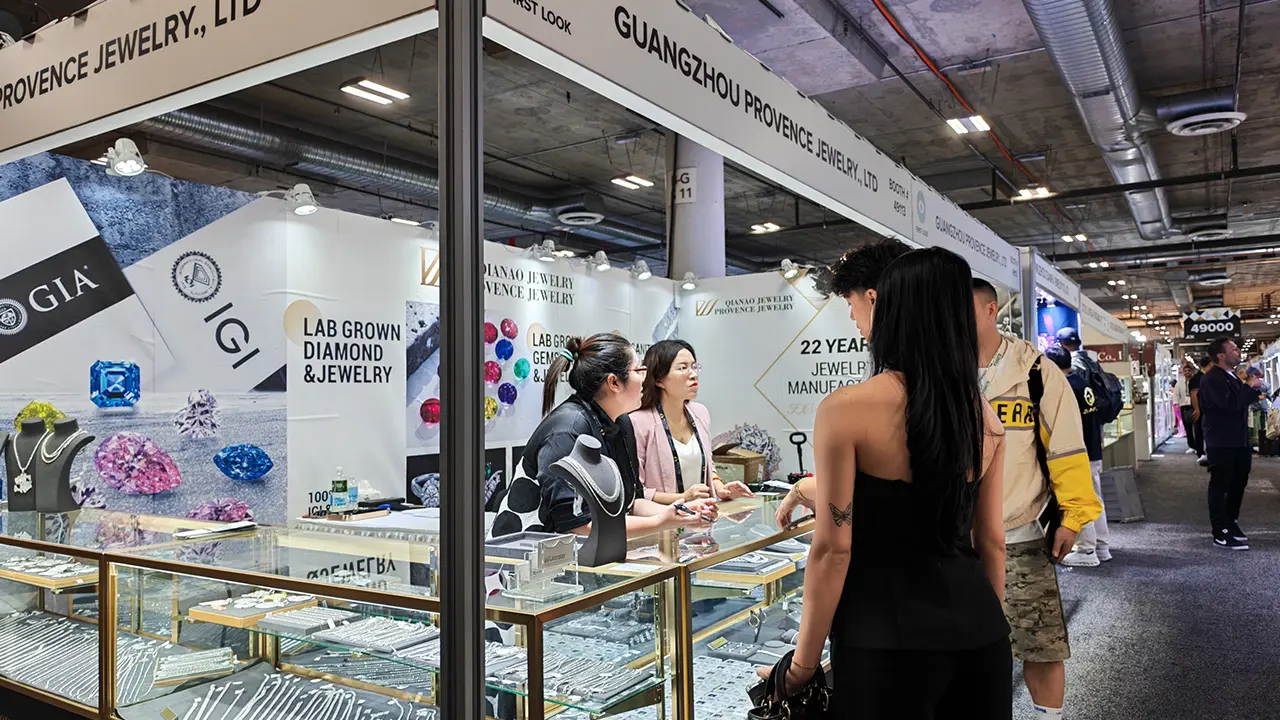 Provence Team Photo on Japan Jewelry Fair 2024