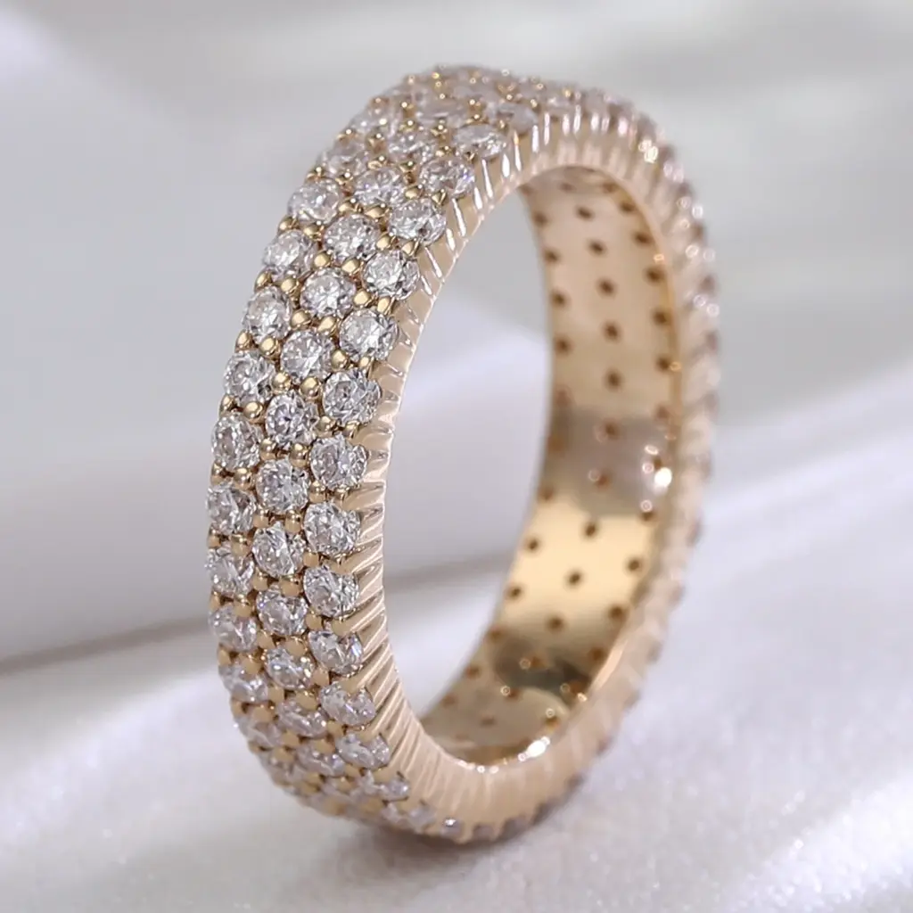 18k gold round lab grown diamond prong seting eternity ring 3