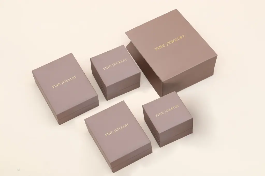 jewelry boxes for jewelry customization