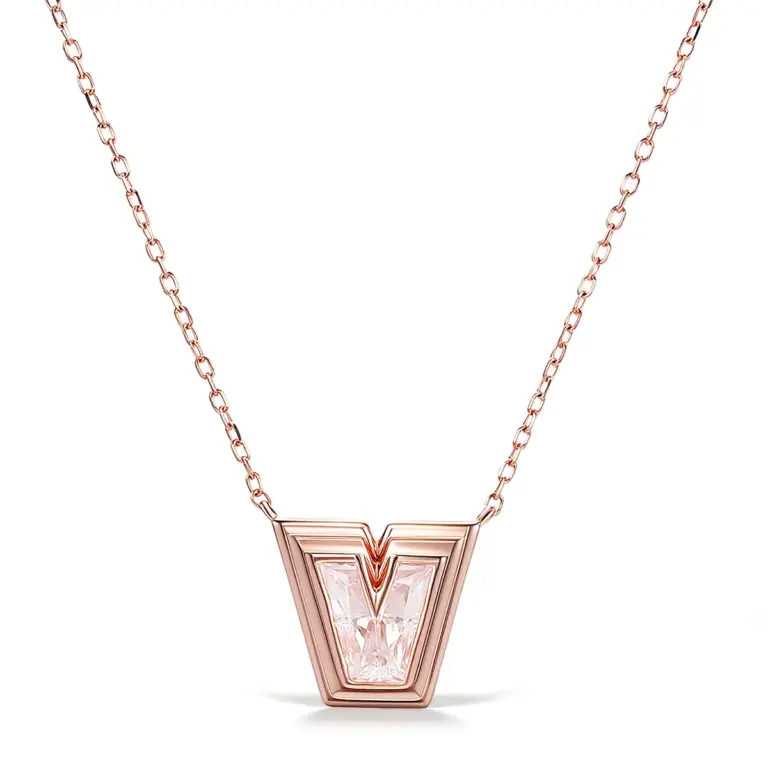 Collar con colgante de diamante cultivado en laboratorio de corte personalizado en oro de 14k 1