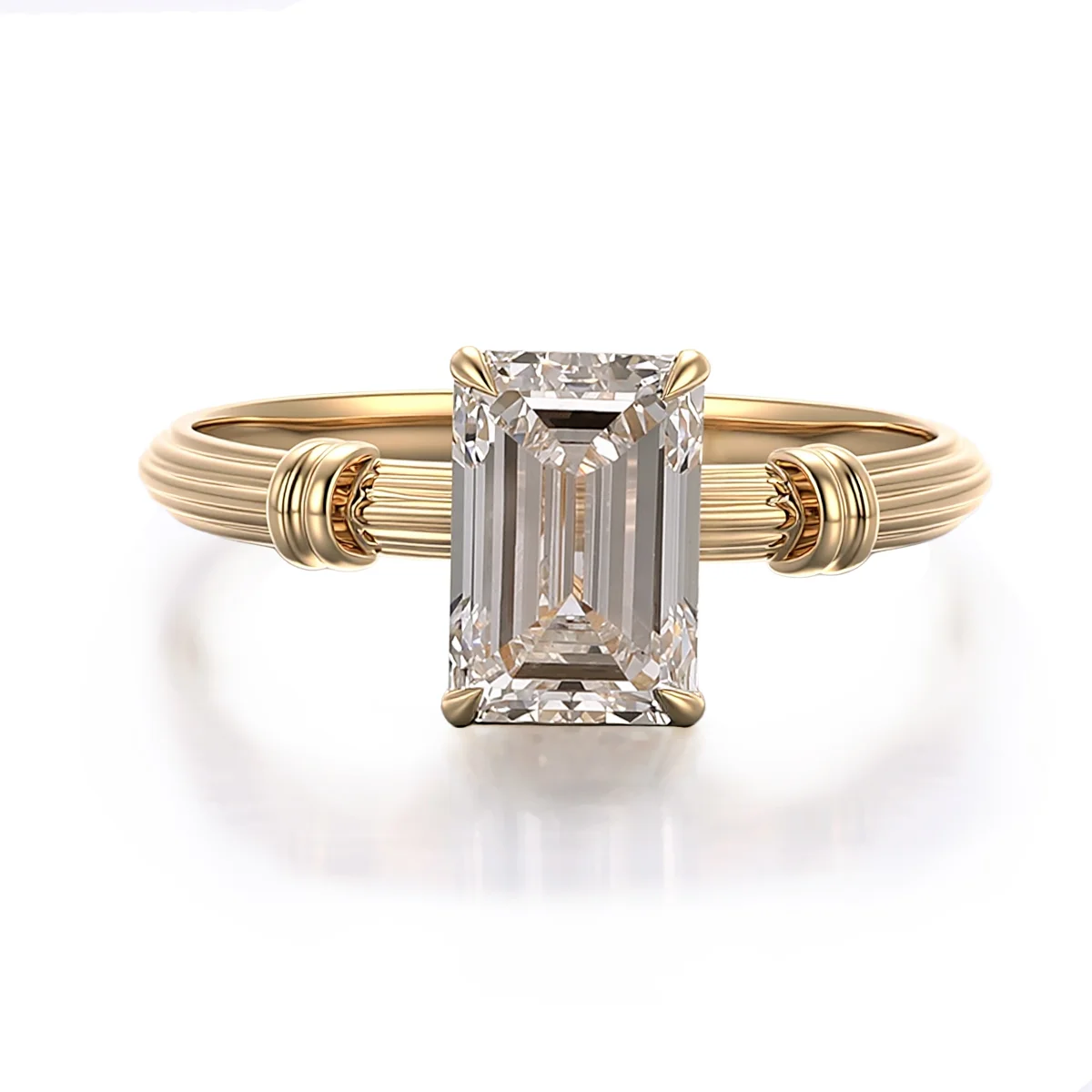 Anel de noivado solitário em ouro 18k com diamante cultivado em laboratório com lapidação esmeralda. Anel de noivado solitário em ouro 18k com diamante cultivado em laboratório com lapidação esmeralda.