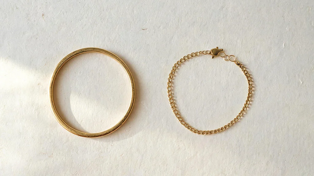 bangle vs bracelet hero